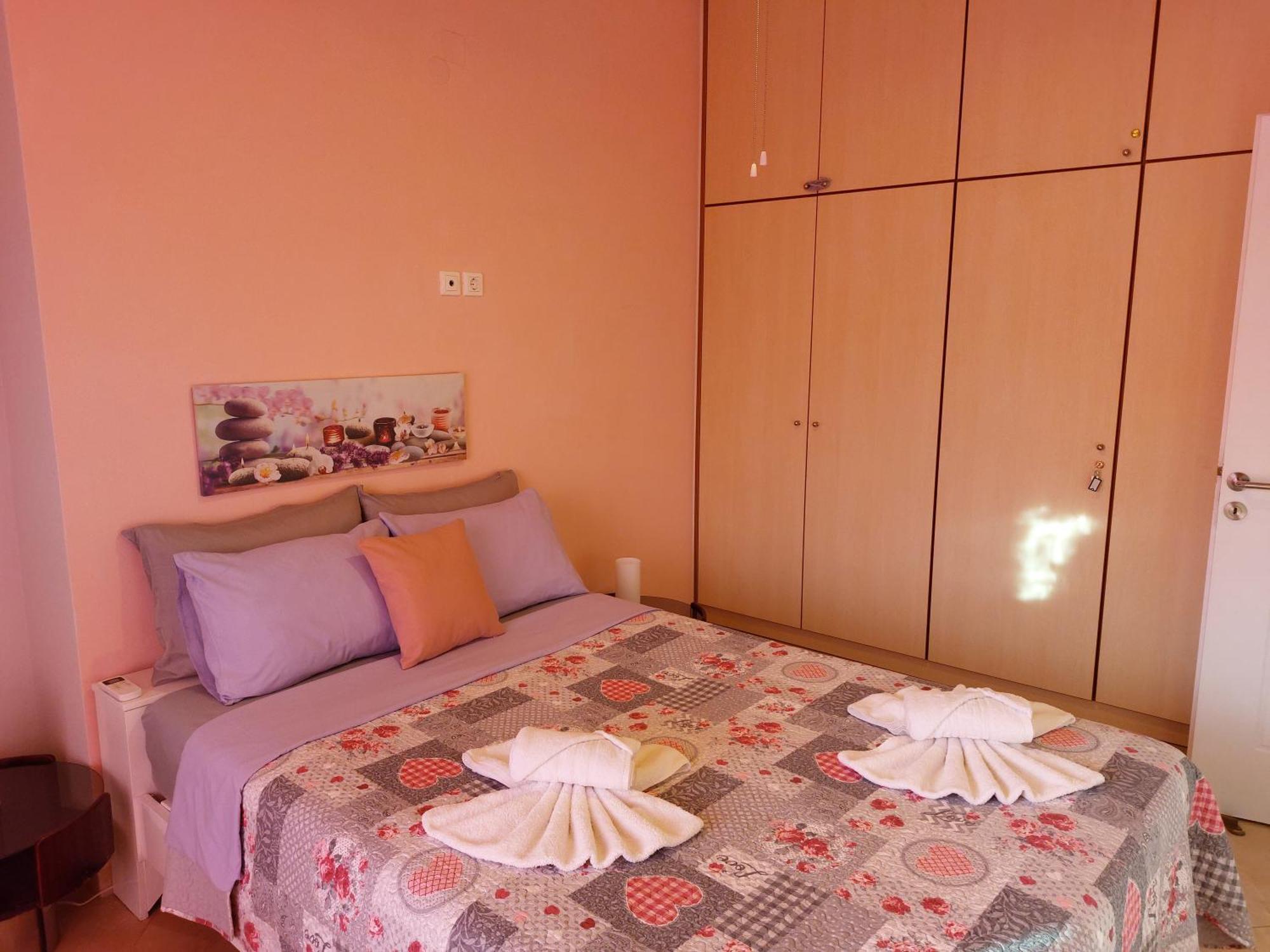 Delphitea Philoxenia Apartment Exterior photo